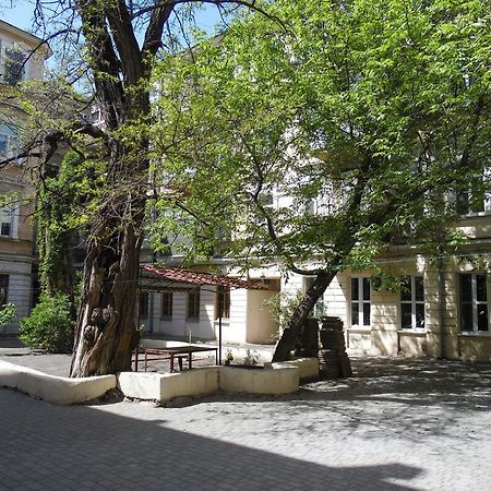Vintazhnaya Apartment オデッサ エクステリア 写真