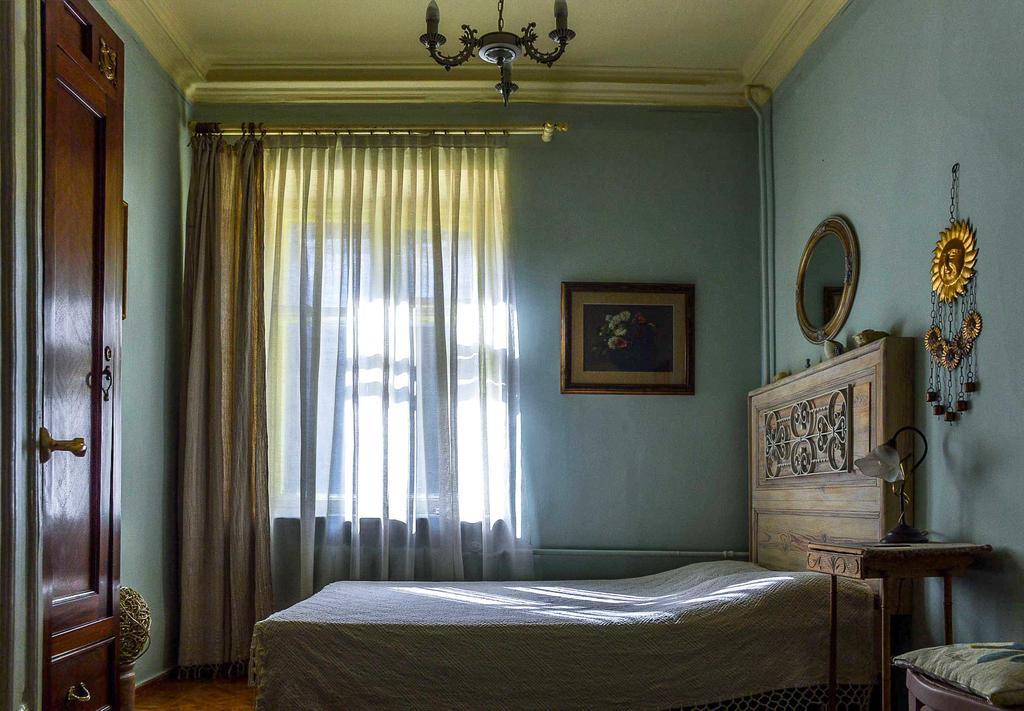 Vintazhnaya Apartment オデッサ エクステリア 写真