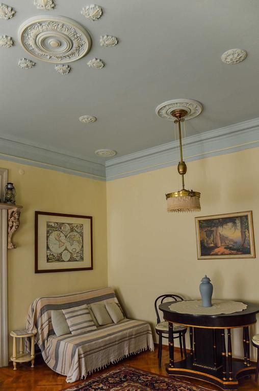 Vintazhnaya Apartment オデッサ エクステリア 写真